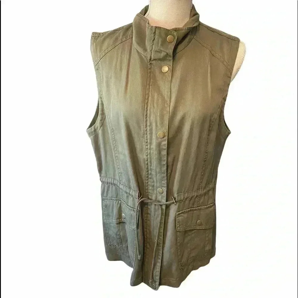 Mudd Olive Green Vest Size XL